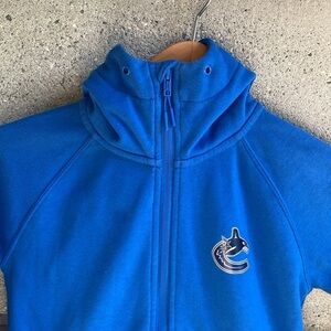 Canucks Hoody by Levelwear